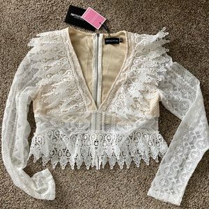 Pretty little things lace top new size 6